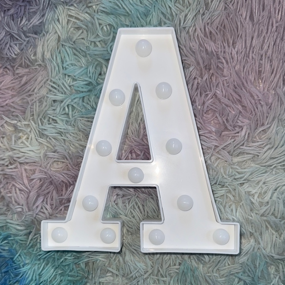 White LED Letter A Light - Picture 1 of 2